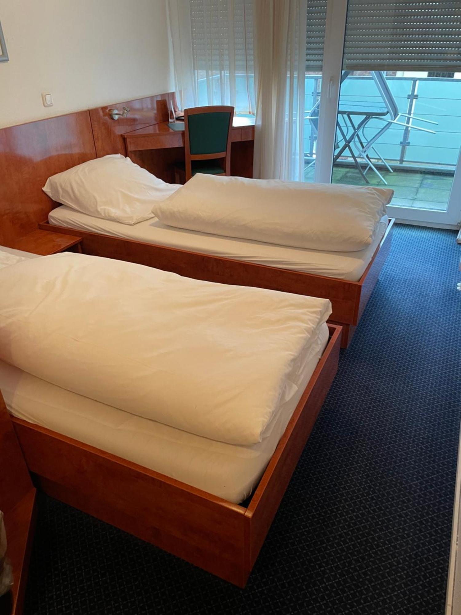 Hotel Merkenich Keulen Buitenkant foto
