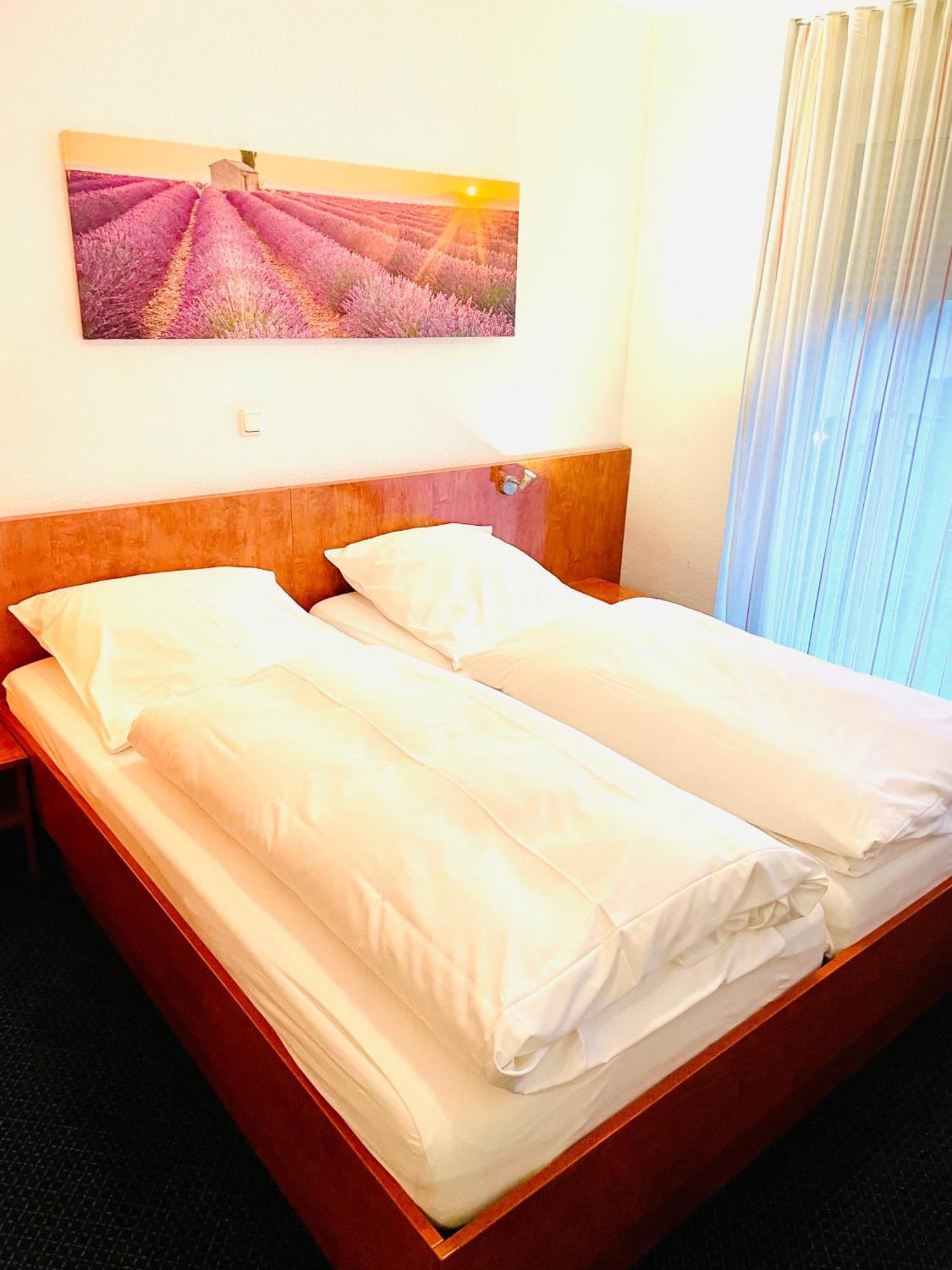 Hotel Merkenich Keulen Buitenkant foto